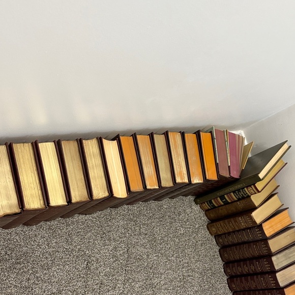 Classic Brown Hardcover vintage Book collection - mostly readers digest 47 books - Picture 9 of 12